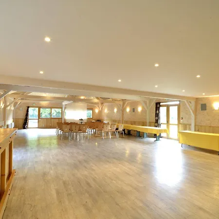 Le Bois Dormant-hotel Restaurant & Logis 3*